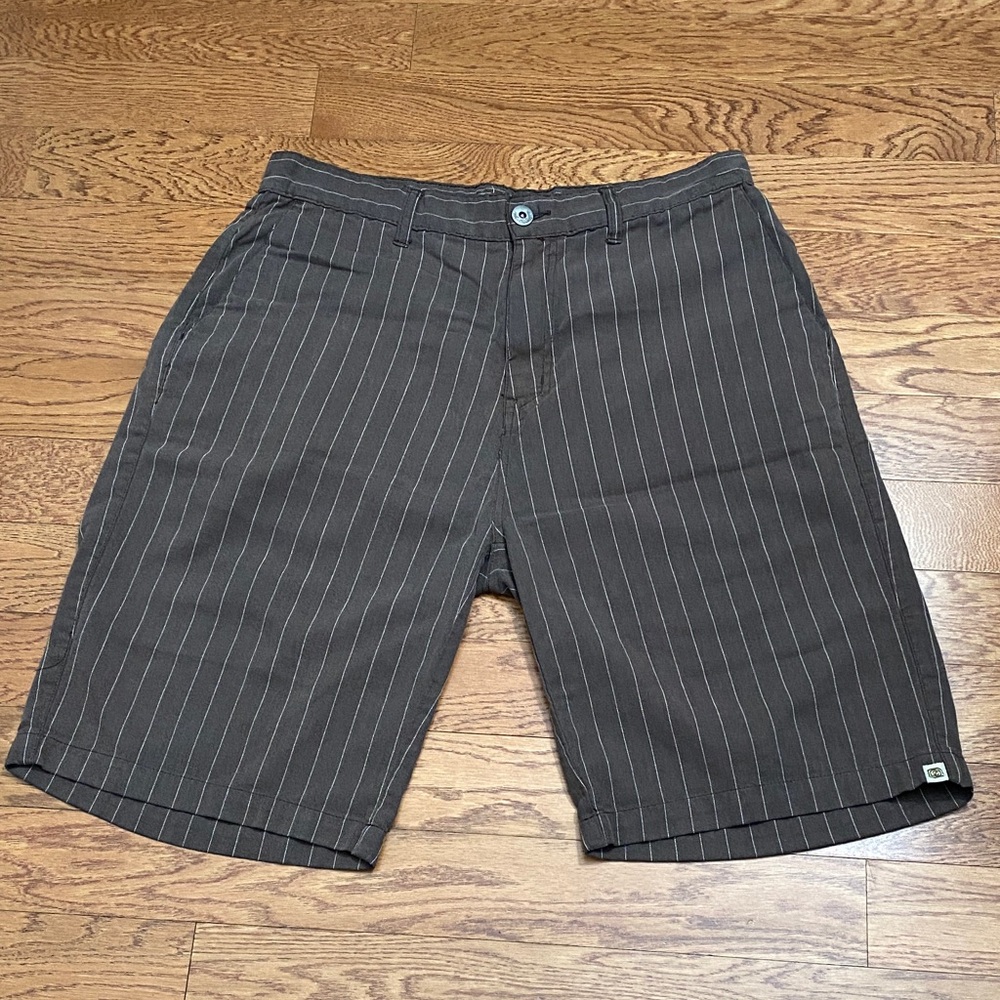 Split Men's Brown Pinstripe Shorts